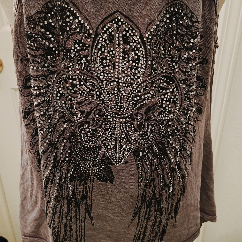 Y2K Vocal Grunge Rhinestone Fleur de lis & Angel Wings w Lace Detail Tank Top - Picture 9 of 14